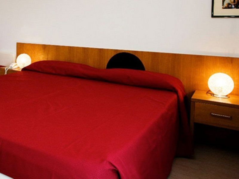 Hotel Morolli ริมินี ภายนอก รูปภาพ