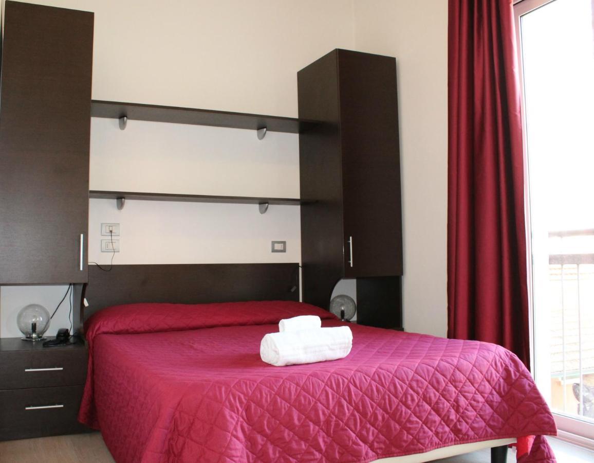 Hotel Morolli ริมินี ภายนอก รูปภาพ